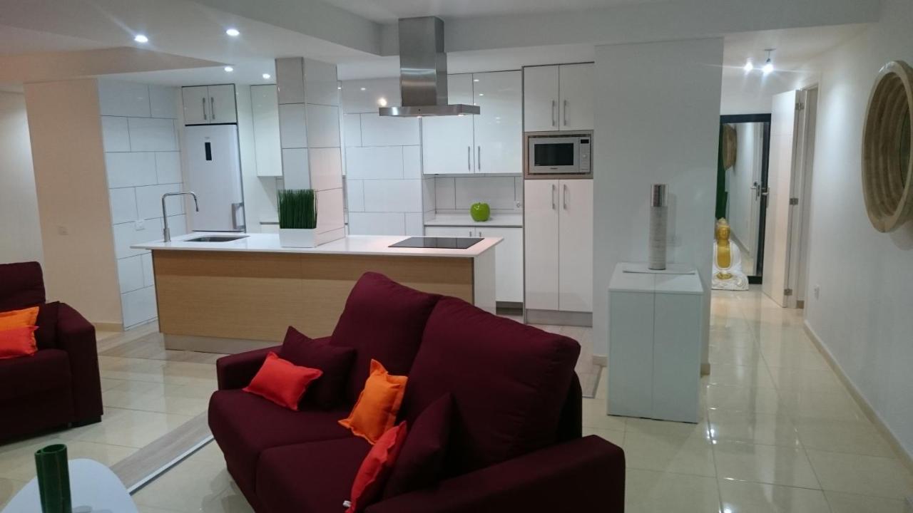 Bambu Apartment Арона Екстериор снимка