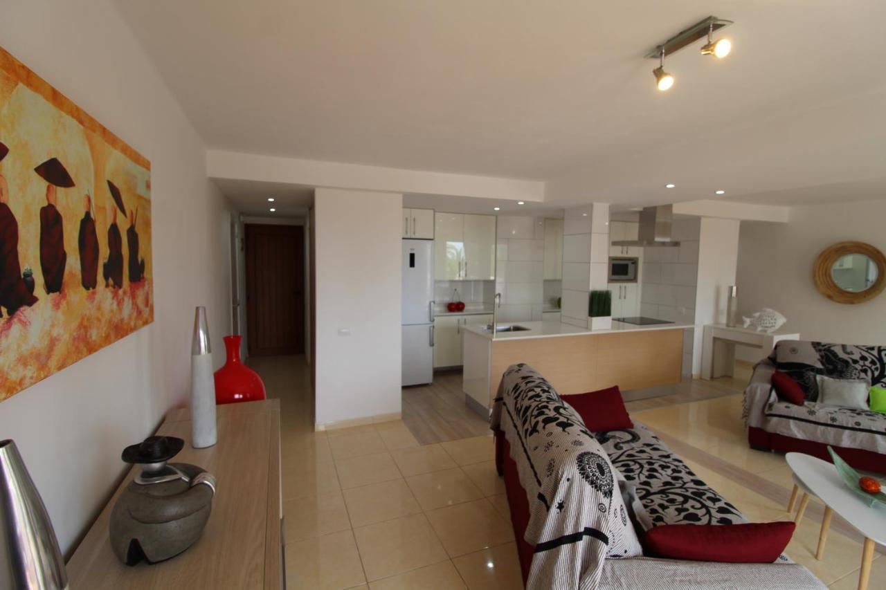 Bambu Apartment Арона Екстериор снимка